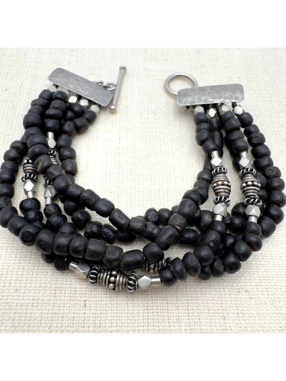 J. Jill Chunky Multi-Strand Black Beaded Bracelet Silver Tone Hammered Clasp